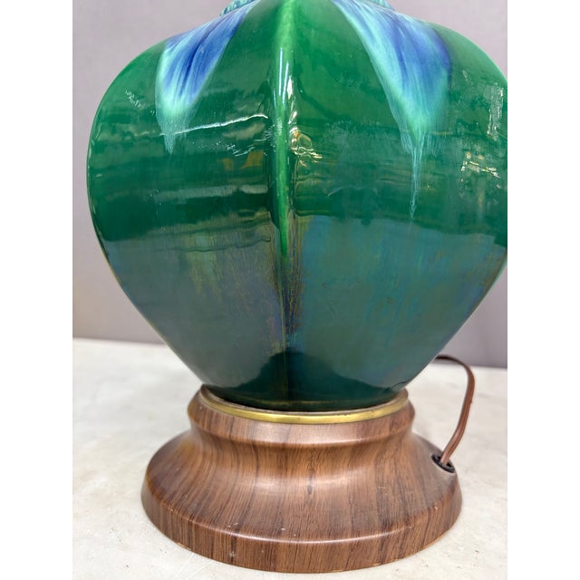 1960s 1960s Mid-Century Modern Blue & Green Teardrop Shape Drip Glaze Ceramic Table Lamp For Sale - Image 5 of 7