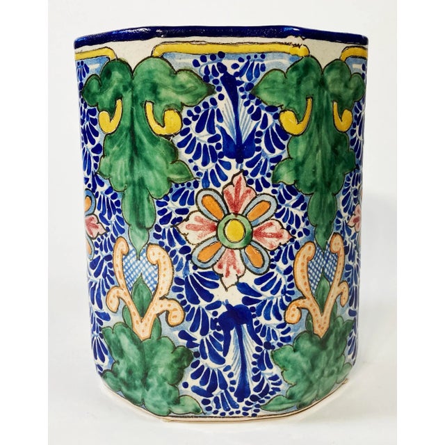 Mexican Late 20th Century Mexican Hand-Painted Ceramic Bin For Sale - Image 3 of 7