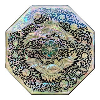 Korean Shin Do Najeonchilgi Mother-of-Pearl Octagonal Crane Lacquer Box For Sale