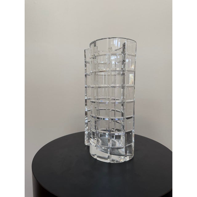 1980s Tiffany & Co Cut Crystal Vase For Sale In New York - Image 6 of 14