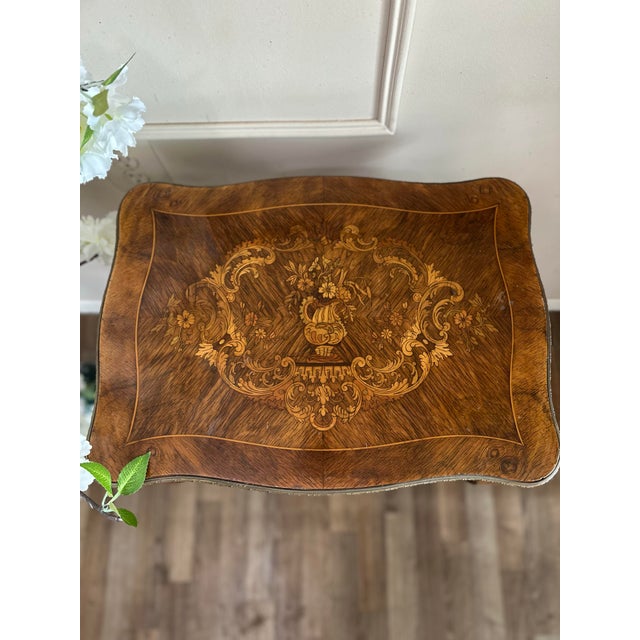 French Antique French Inlaid Vanity Table With Mirror For Sale - Image 3 of 9