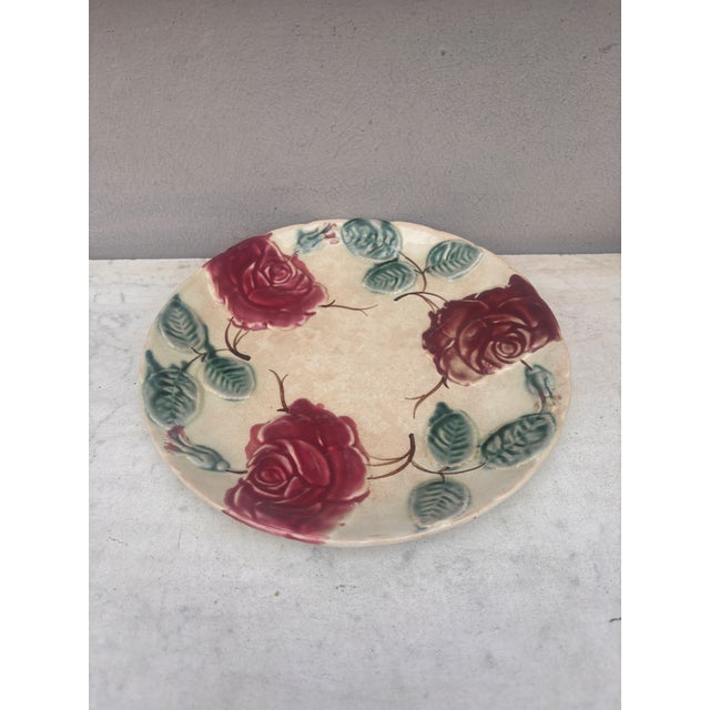 Majolica roses plate signed Saint Amand, circa 1890.