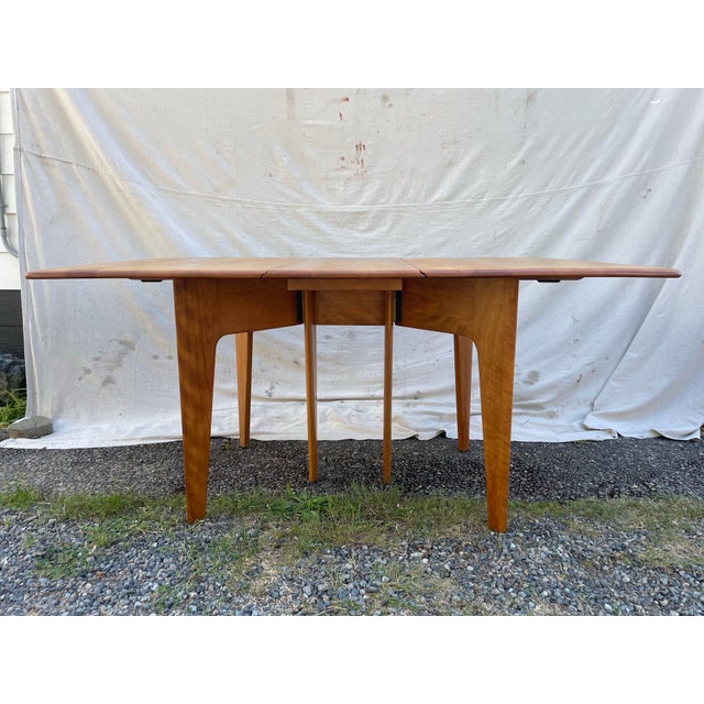 Heywood-Wakefield Mid 20th Century Attributed Heywood-Wakefield M166 Drop Leaf Dining Table — Mid-Century Modern Solid Maple, Sculpted Legs For Sale - Image 4 of 11