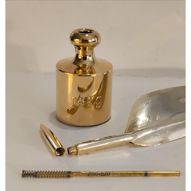 Vintage Gilt Gold Solid Brass Quill Pen and Inkwell Set For Sale In Atlanta - Image 6 of 10