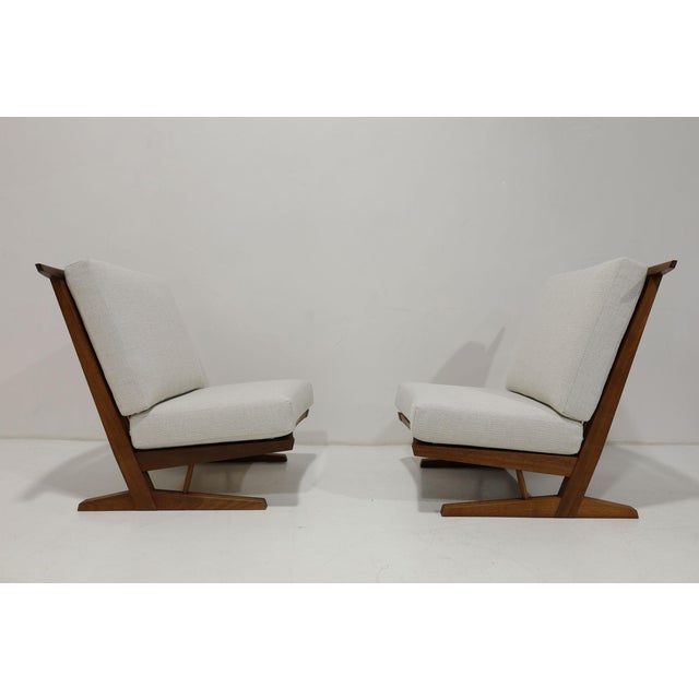 1980s George Nakashima Conoid Lounge Chairs For Sale - Image 5 of 12