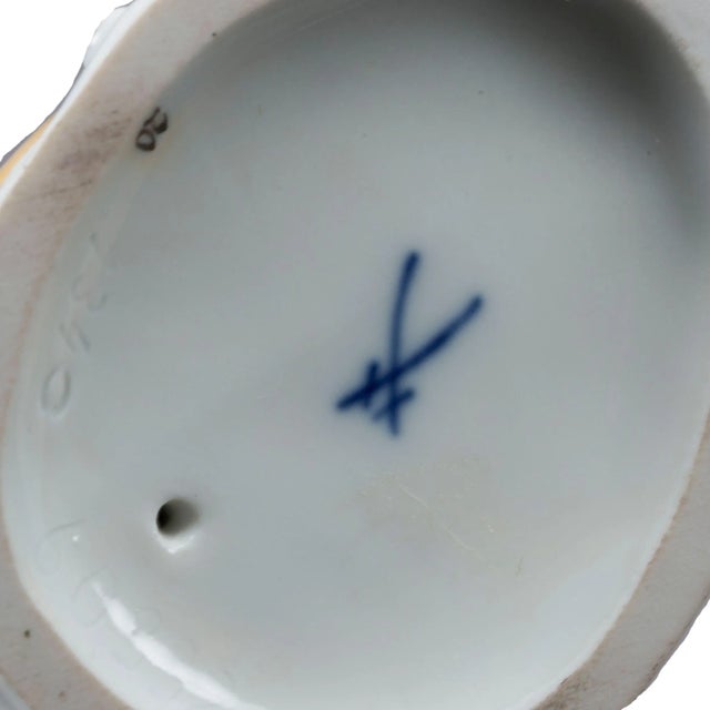 Rococo Porcelain Figurine Boy from Meissen For Sale - Image 3 of 4