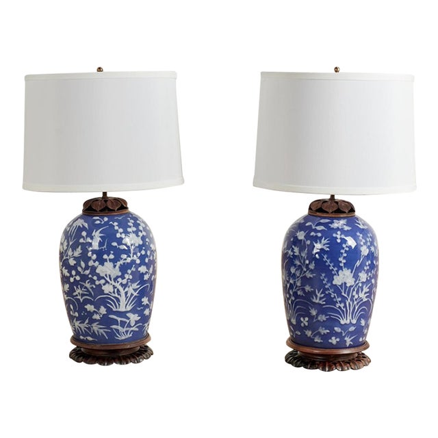 Antique Chinese White and Blue Table Lamps For Sale