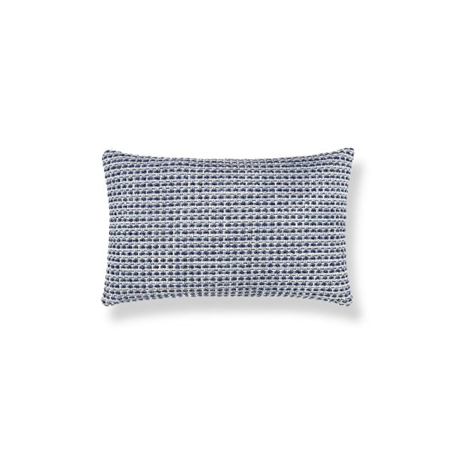 Contemporary The House Of Scalamandré Heatherton Lumbar Pillow In Navy For Sale - Image 3 of 3