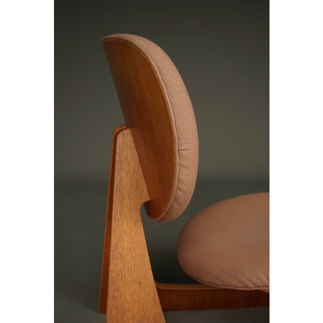 Model 5016 Low Chair by Junzo Sakakura and Daisaku Cho, 1970s For Sale - Image 4 of 18