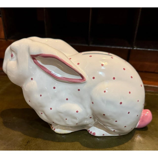 Figurative Mid 20th Century Tiffany & Co. Austria Ceramic Bunny Bank With Original Key – White & Pink For Sale - Image 3 of 12