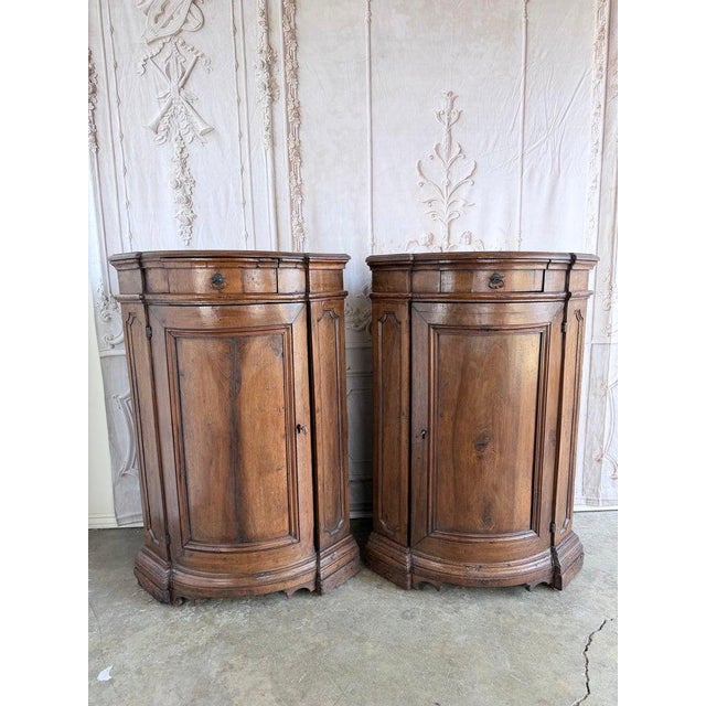 Wood Pair of 18th Century Italian Walnut Corner Cabinets For Sale - Image 7 of 17