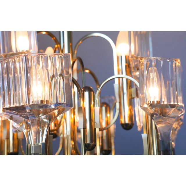 Vintage Brass and Crystal 9-Light Chandelier by Gaetano Sciolari for Sciolari, 1970s For Sale - Image 12 of 18
