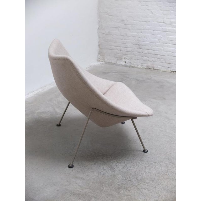 Metal Iconic Oyster Lounge Chair by Pierre Paulin for Artifort, 1959 For Sale - Image 7 of 13