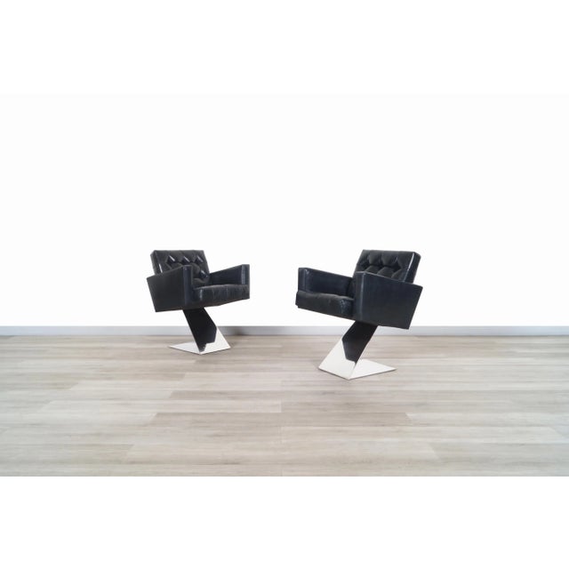 Mid-Century Modern Vintage Stainless Steel "Z" Lounge Chairs by Milo Baughman for Thayer Coggin For Sale - Image 3 of 13