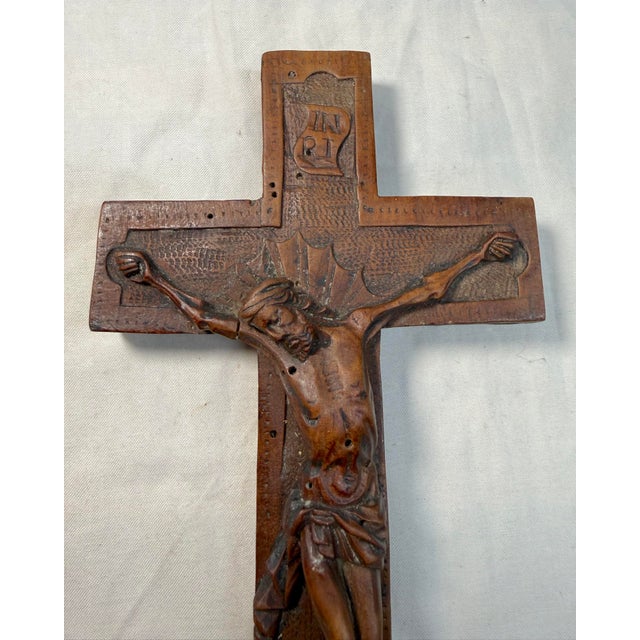 Antique 1700's Hand Carved Wood Religious Jesus Christ Crucified Cross Sculpture For Sale In New York - Image 6 of 14