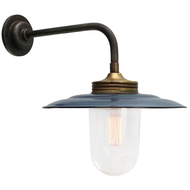 Rust Cast Iron Barn light Blue Grey enamel, white interior, clear glass Diameter cast iron wall piece: 10.5 cm / 4 inches...