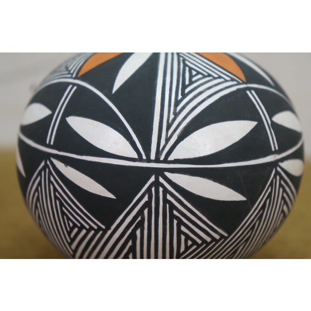 D. Patricio Acoma New Mexico Native Southwestern Pueblo Pottery Vases For Sale - Image 6 of 10
