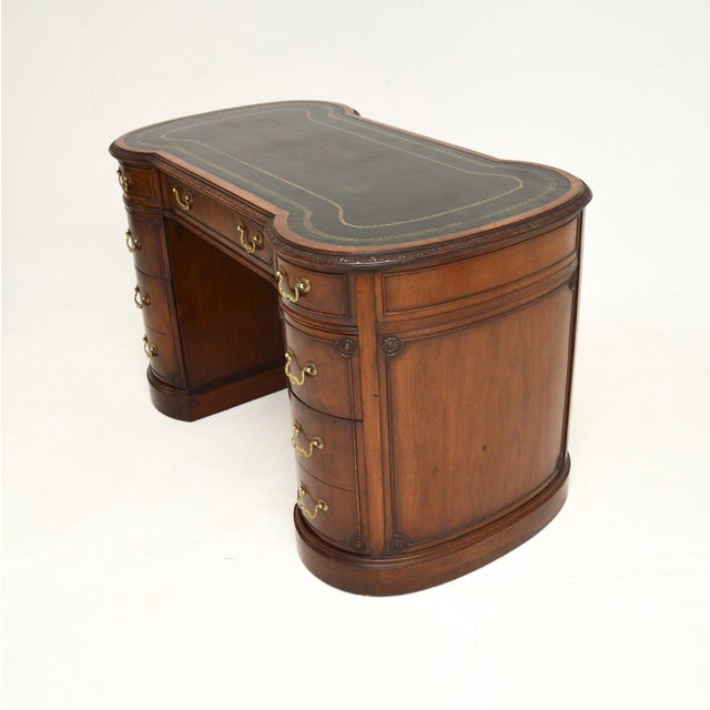 1930s Georgian Style Pedestal Desk, 1930s For Sale - Image 5 of 13