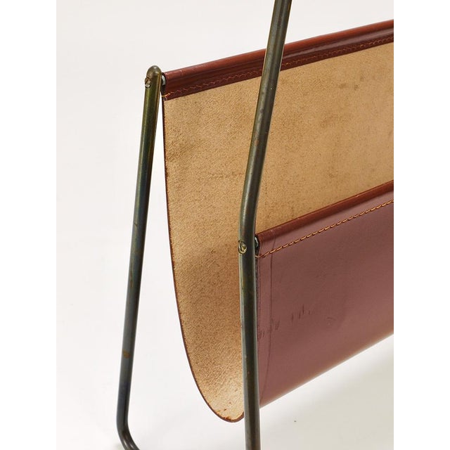 Mid-Century Magazine Rack in Brass & Brown Leather attributed to Carl Auböck, Austria, 1950s For Sale - Image 17 of 18
