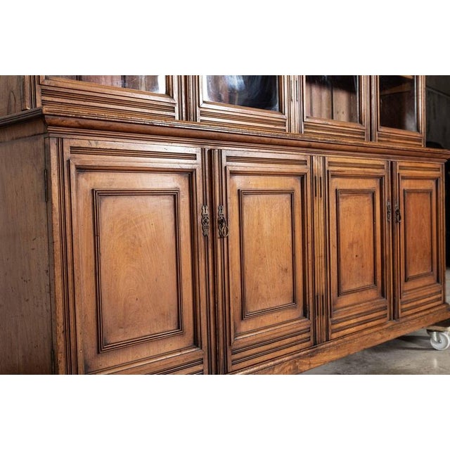 Large English Glazed Walnut Bookcase, 1870s For Sale - Image 10 of 18