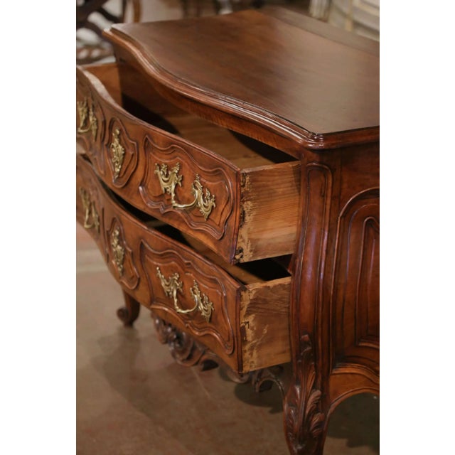 18th Century French Louis XV Carved Walnut Bombe Two-Drawer Commode From Nimes For Sale - Image 10 of 13
