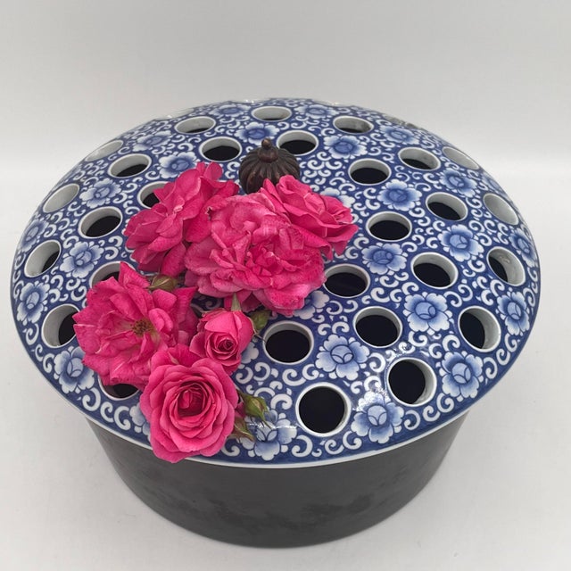 Chinoiserie Vintage Theodore Alexander Blue and White Chinoiserie Flower Centerpiece, Tulipiere, Ikebana Vase For Sale - Image 3 of 11