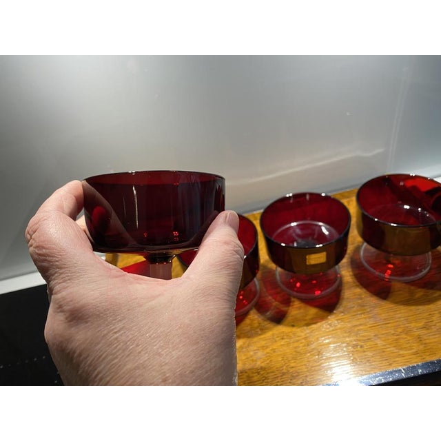 Luminarc Verrerie Darques France Ruby Red Sundae/Champagne Coupe Glasses, 1970s, Set of 4 For Sale - Image 10 of 17