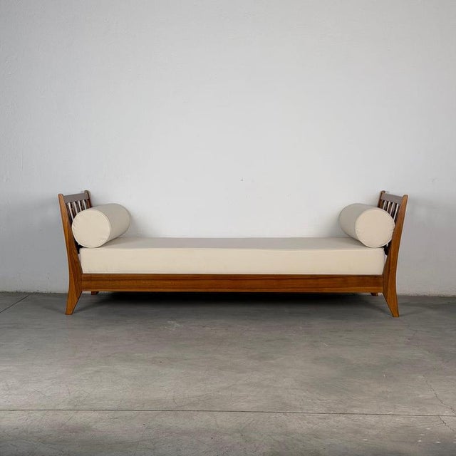 Cherrywood Daybed with Bolsters by Gio Ponti for Italbed, 1950s For Sale - Image 15 of 16
