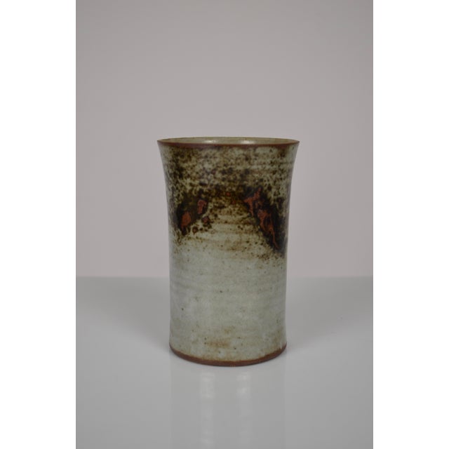 Small Stoneware Vases by Thierry and Chantal Robert, 1980s, Set of 2 For Sale - Image 5 of 10