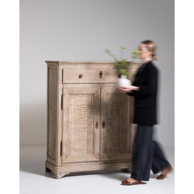 Neoclassical 19th Century Oak Buffet With Brass Accents For Sale - Image 3 of 18