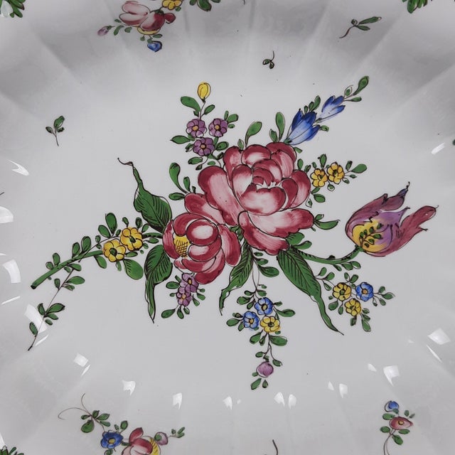 Ceramic Centerpiece with Hand-Painted Flowers from Vecchia Lodi, 1960s For Sale - Image 11 of 15