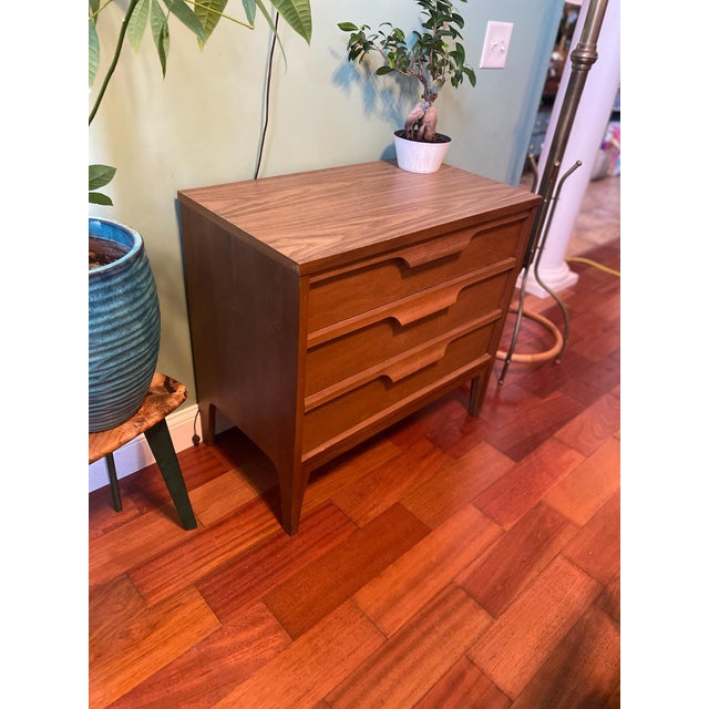 Brown 1960s Mid Century Modern Johnson Carper 3-Drawer Walnut and Laminate Dresser For Sale - Image 8 of 11