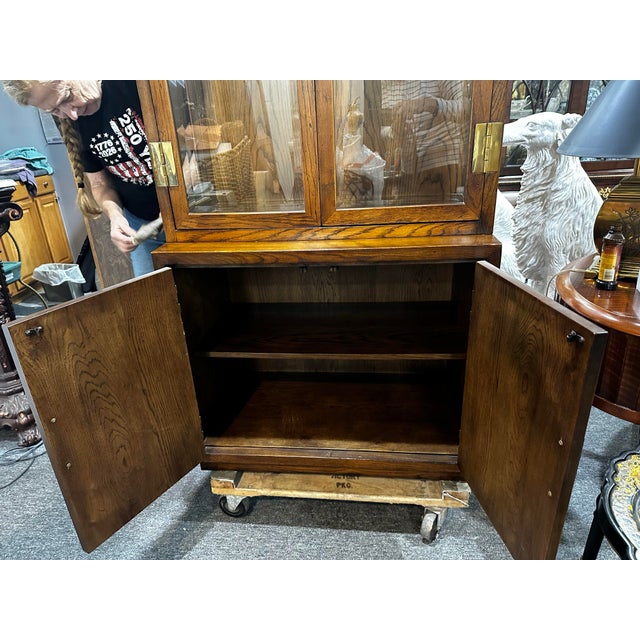 Henredon Henredon Scene One Campaign Curio Cabinet For Sale - Image 4 of 10