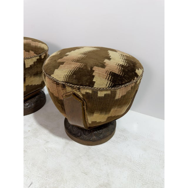 1940s Art Deco Italian Poufs in Walnut and Velvet, 1940, Set of 3 For Sale - Image 5 of 12