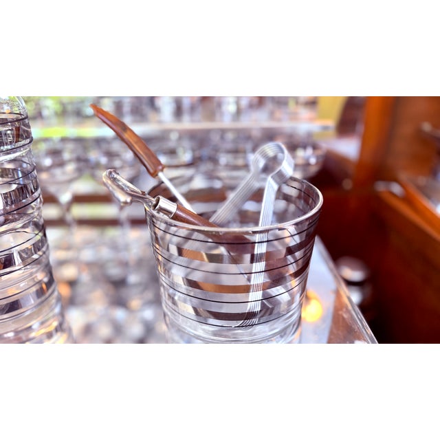 A Rare Functioning Art Deco Philco Radiobar 1937. Complete Original Glassware. For Sale - Image 14 of 16