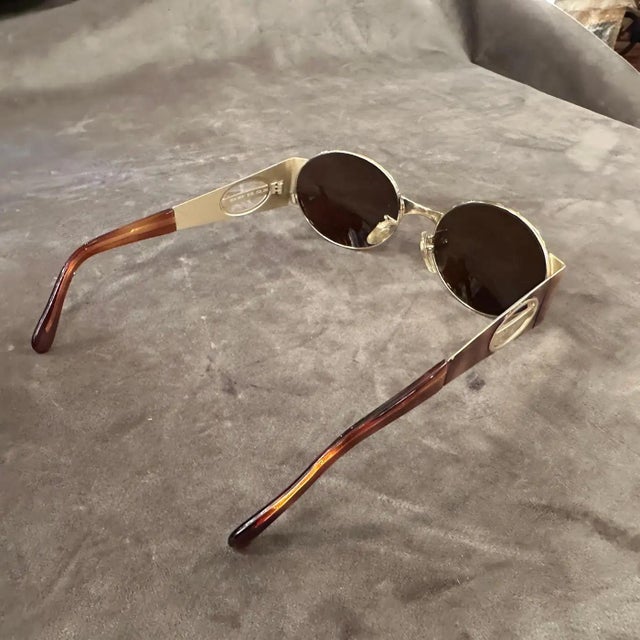 1990s 1990s Gilded Metal and Faux Tortoiseshell Acetate Sunglasses by Furstenberg For Sale - Image 5 of 10