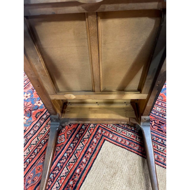 Drexel 1990s Drexel Queen Ann Style Mahogany End Table For Sale - Image 4 of 10