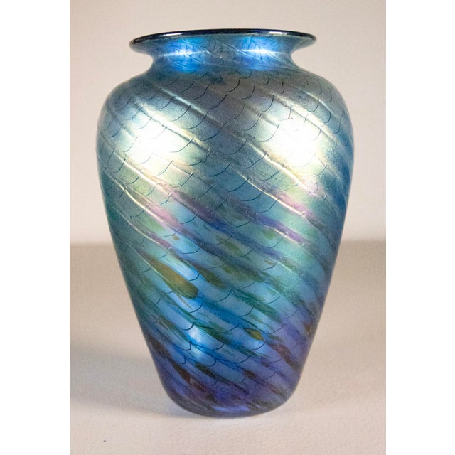 Thomas Philabaum Reptilian Series Iridescent Art Glass Vase - Signed - 8" H About the Artist Thomas Philabaum is an...