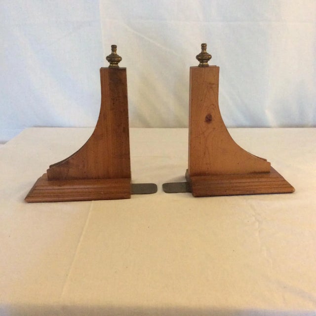 Contemporary 1980s Pine and Brass Bookends - a Pair For Sale - Image 3 of 6