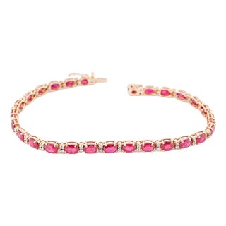 Natural ruby 9.75cts & diamond 0.43cts bracelet in 18k gold For Sale