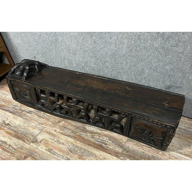 Hand-Carved Cameroon Bamileke Bed For Sale - Image 5 of 7