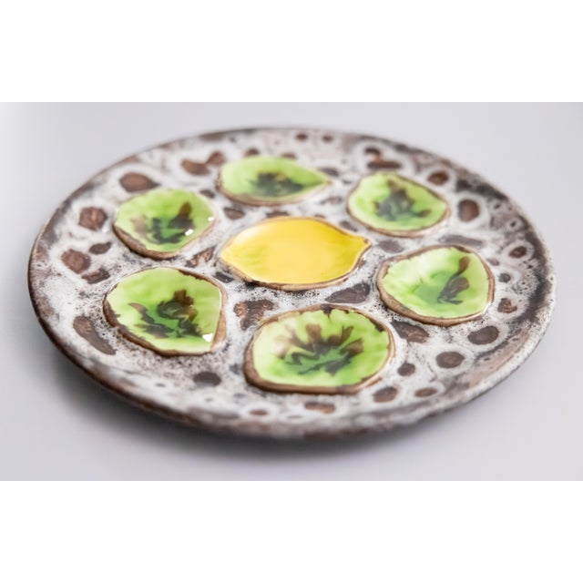 Mid-Century Modern Vintage French Green & Yellow Lemon Majolica Oyster Plate, After Vallauris For Sale - Image 3 of 6