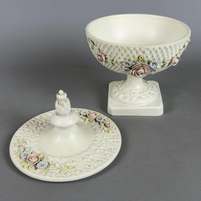 Porcelain Vase with Lid from Capodimonte, 1960s For Sale - Image 6 of 11