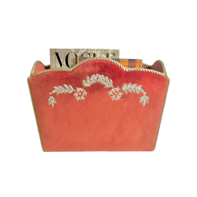 Vintage Italian Hollywood Regency Pink Velvet Magazine Book Holder For Sale - Image 11 of 17
