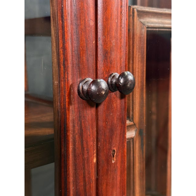 Mid 20th Century Vintage Chinese Rosewood Two Door Glass Curio Cabinet / Vitrine Etagere For Sale - Image 5 of 14