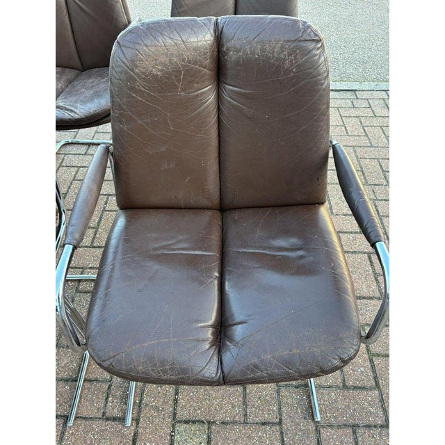 Brown Chrome Table & Brown Leather & Chrome Pieff Chairs by Richard Young for Merrow, Set of 7 For Sale - Image 8 of 18