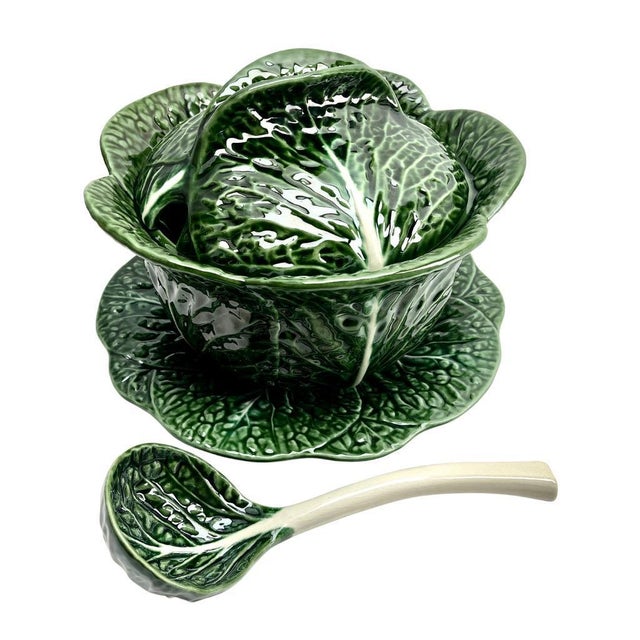 1930s Art Nouveau Majolica Glazed Tableware with Leaves Pattern in Relief, 1930s, Set of 10 For Sale - Image 5 of 15