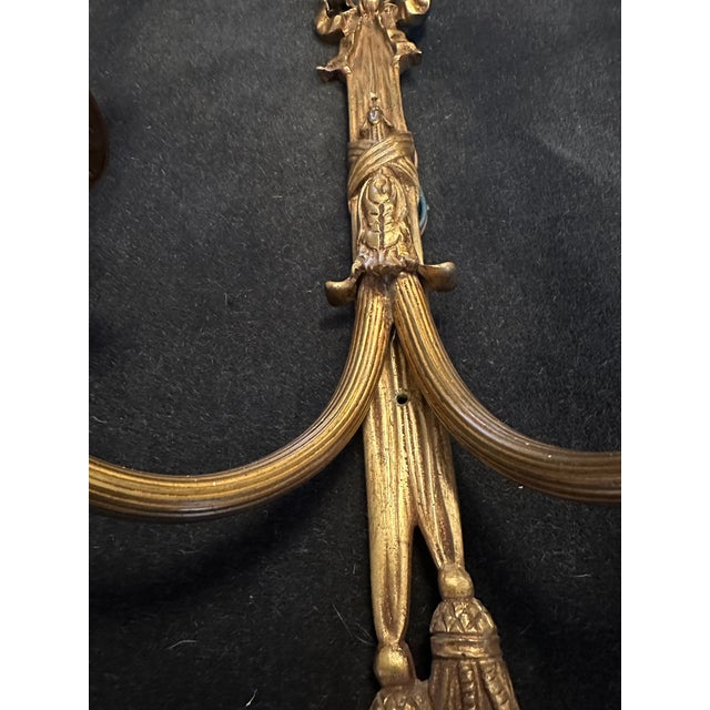 Victorian Pair of Late 20th Century Matching Brass Wall Sconces With Bows For Sale - Image 3 of 10
