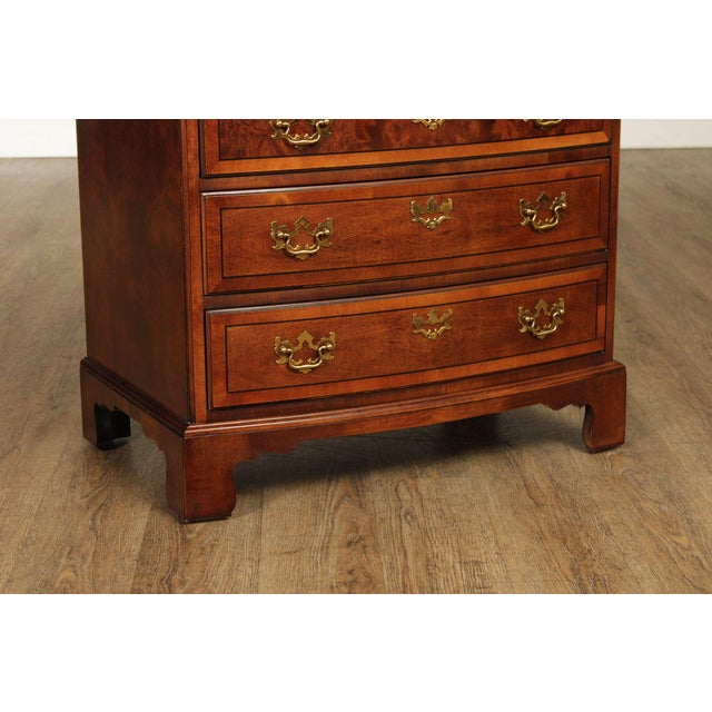 Henredon Aston Court Pair Of Mahogany Nightstands For Sale - Image 11 of 18
