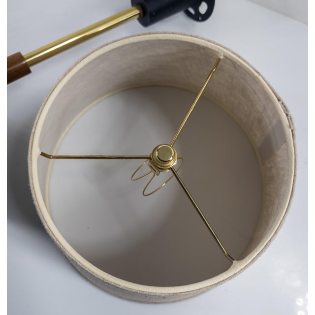 Mid-Century Modern Table Lamp by Lightolier Attributed to Gerald Thurston For Sale - Image 9 of 9